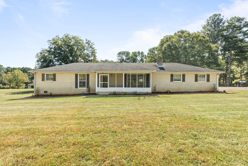 Photo of 280 Bonnie Cir, Toney, AL 35773 (MLS # 531315)