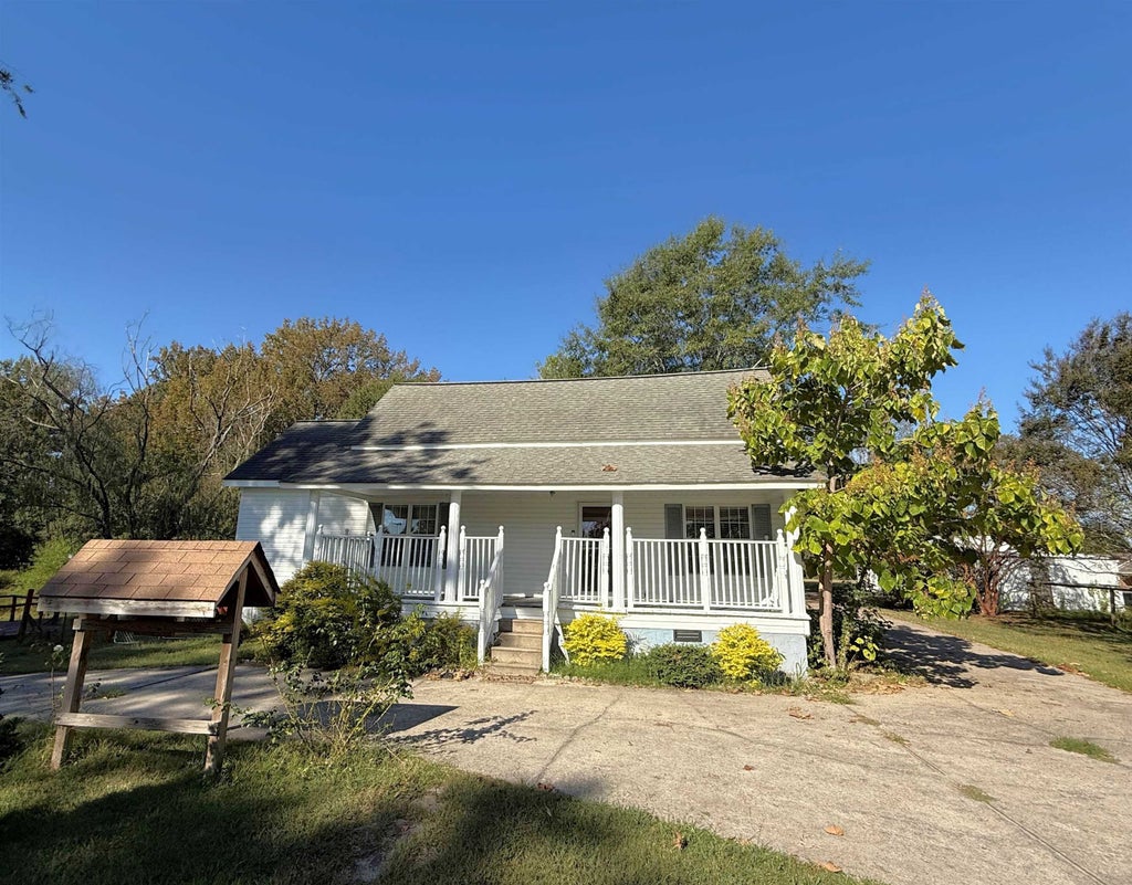 Photo of 4219 Eva Rd, Eva, AL 35621 (MLS # 531586)