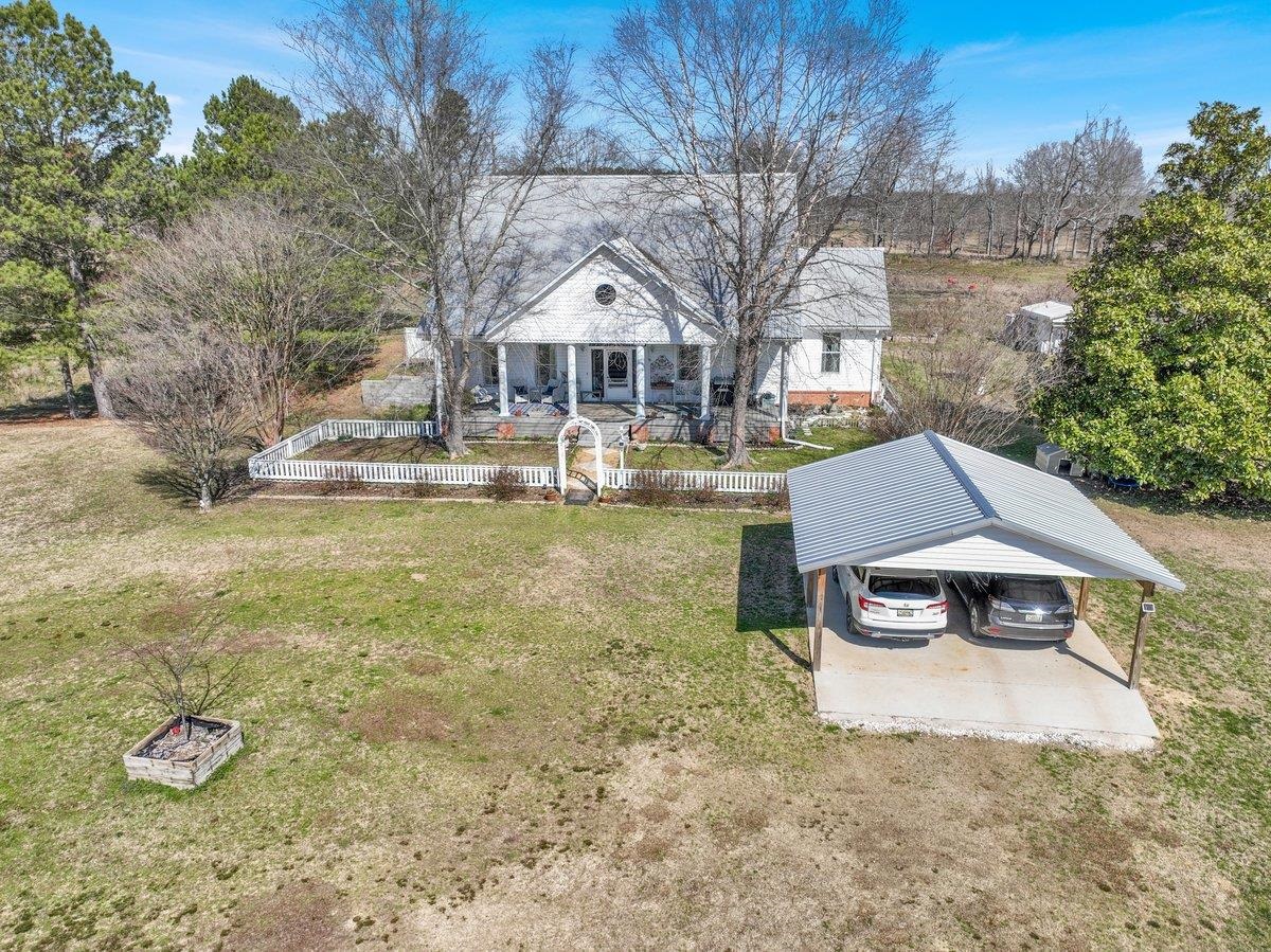 1237 Co Rd 695