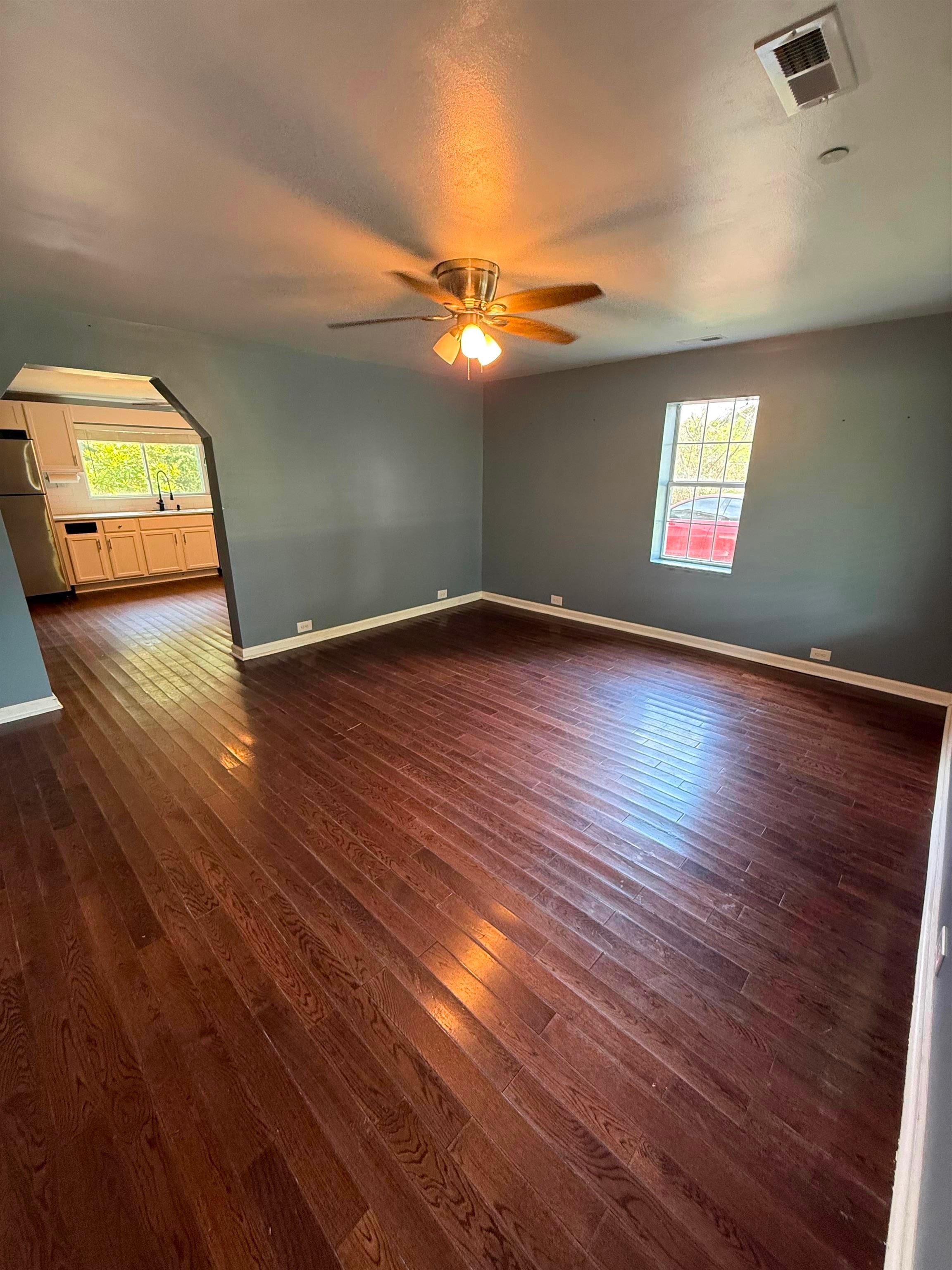 5306 Highway 55 E