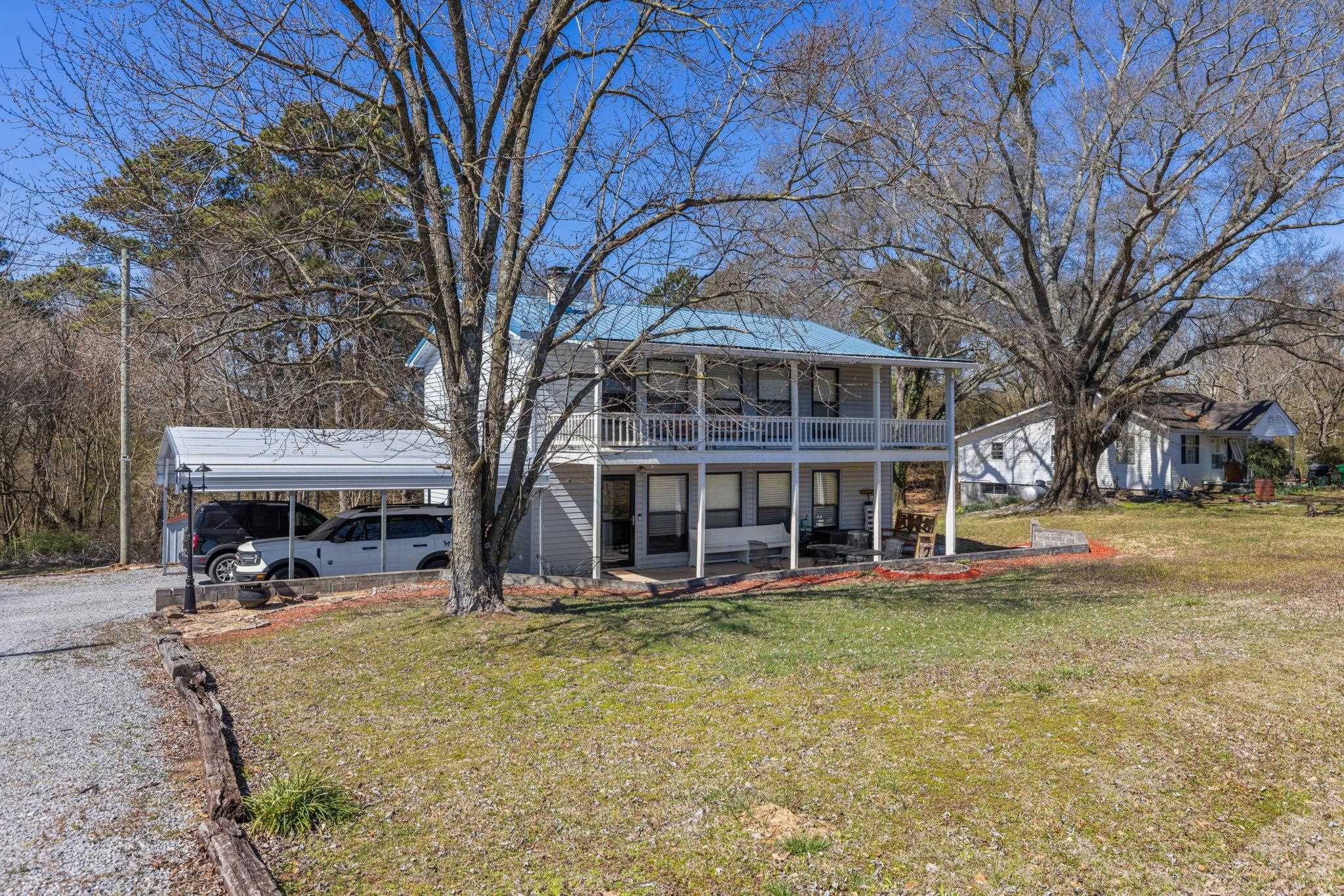 421 Co Rd 1742
