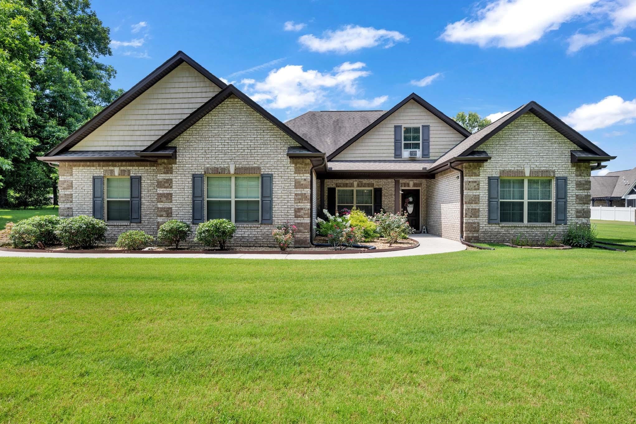 Photo 1 of 41 — 650 Co Rd 469, Cullman, AL 35057