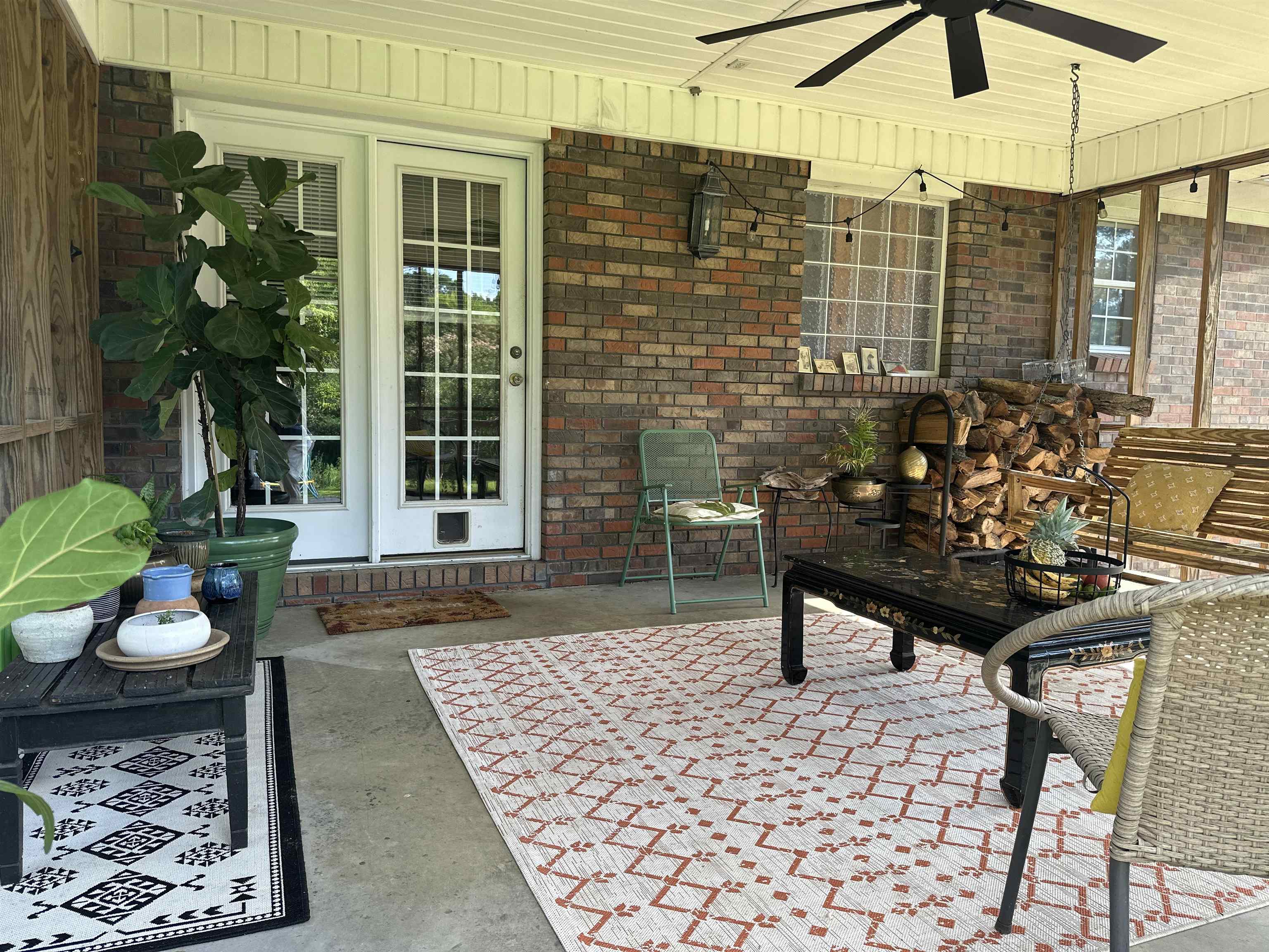 611 Co Rd 1462