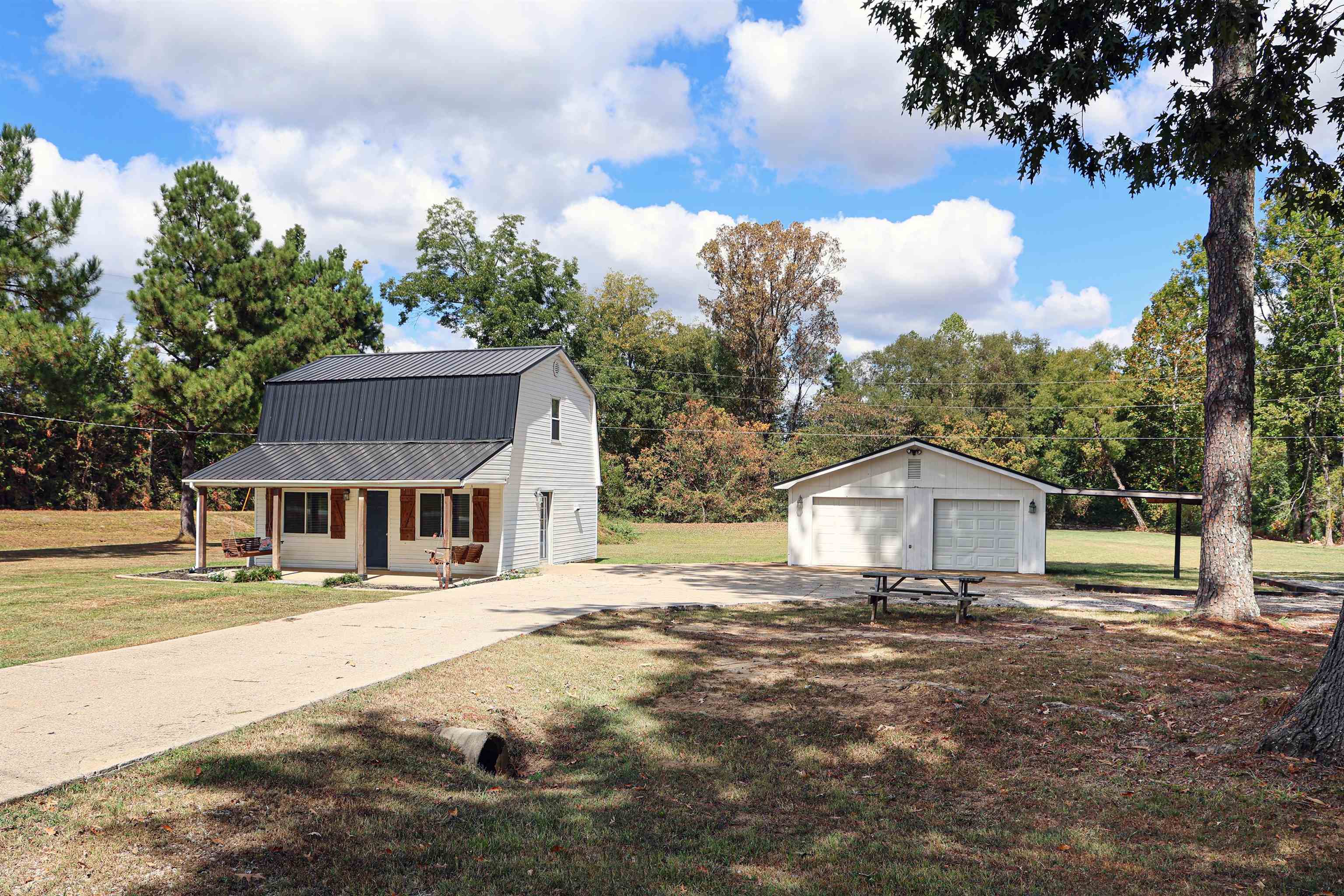 285 Gibbs Ln - Photo 2