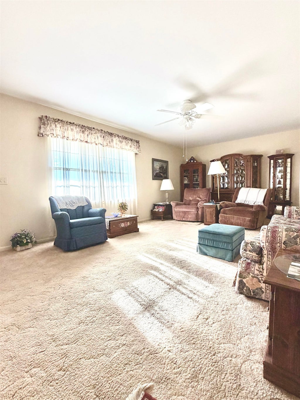 Photo of 913 Nunnelley Ave, Cullman, AL 35055 (MLS # 531770)