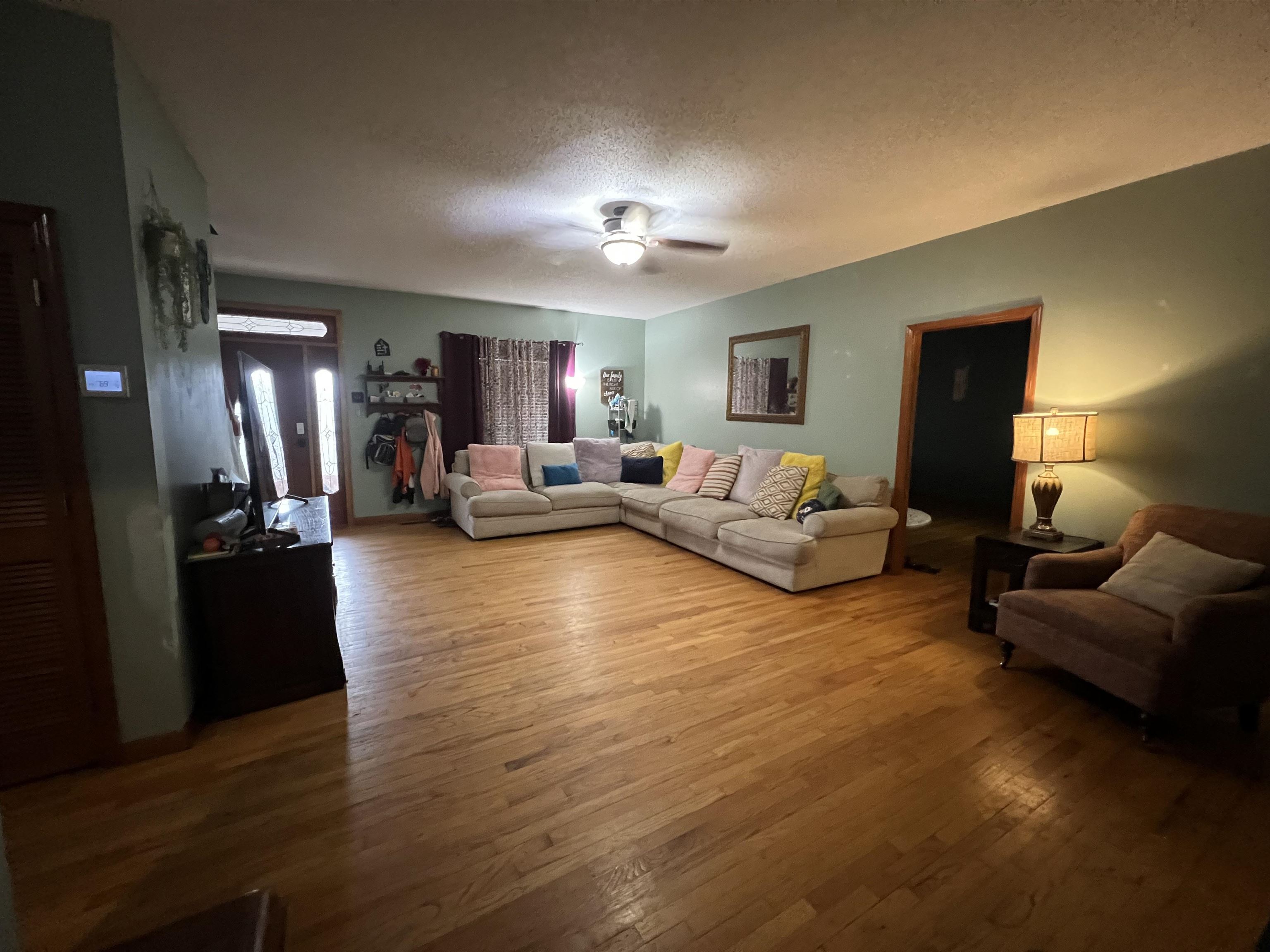 6253 Burton Acres