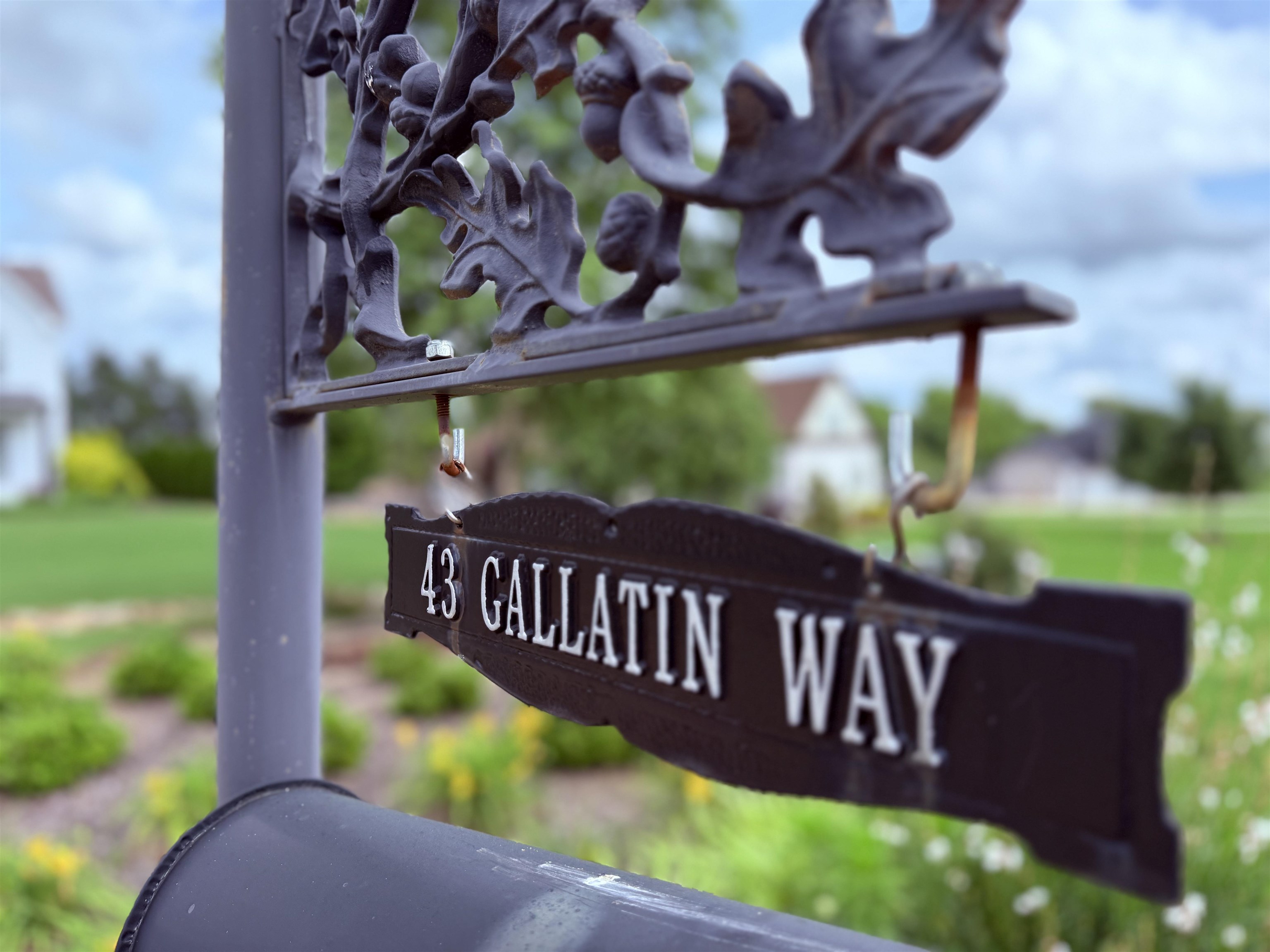 43 Gallatin Way