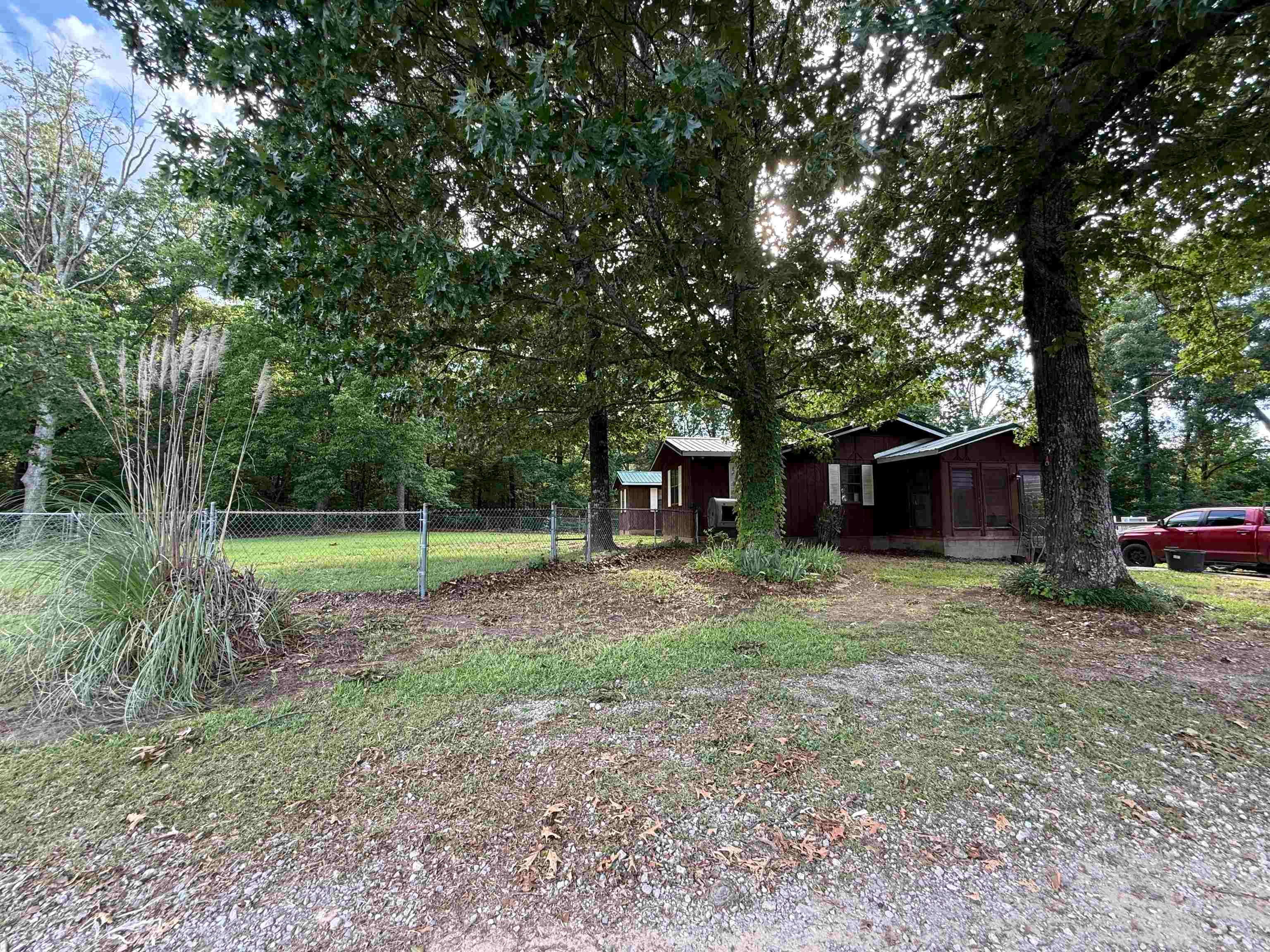 665 Co Rd 588