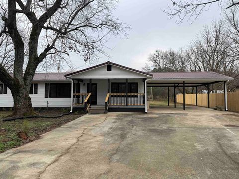 1113 Blountsville St NE Hanceville AL 35077