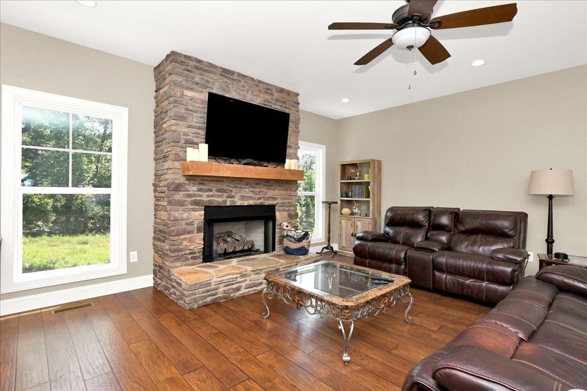 350 Co Rd 723