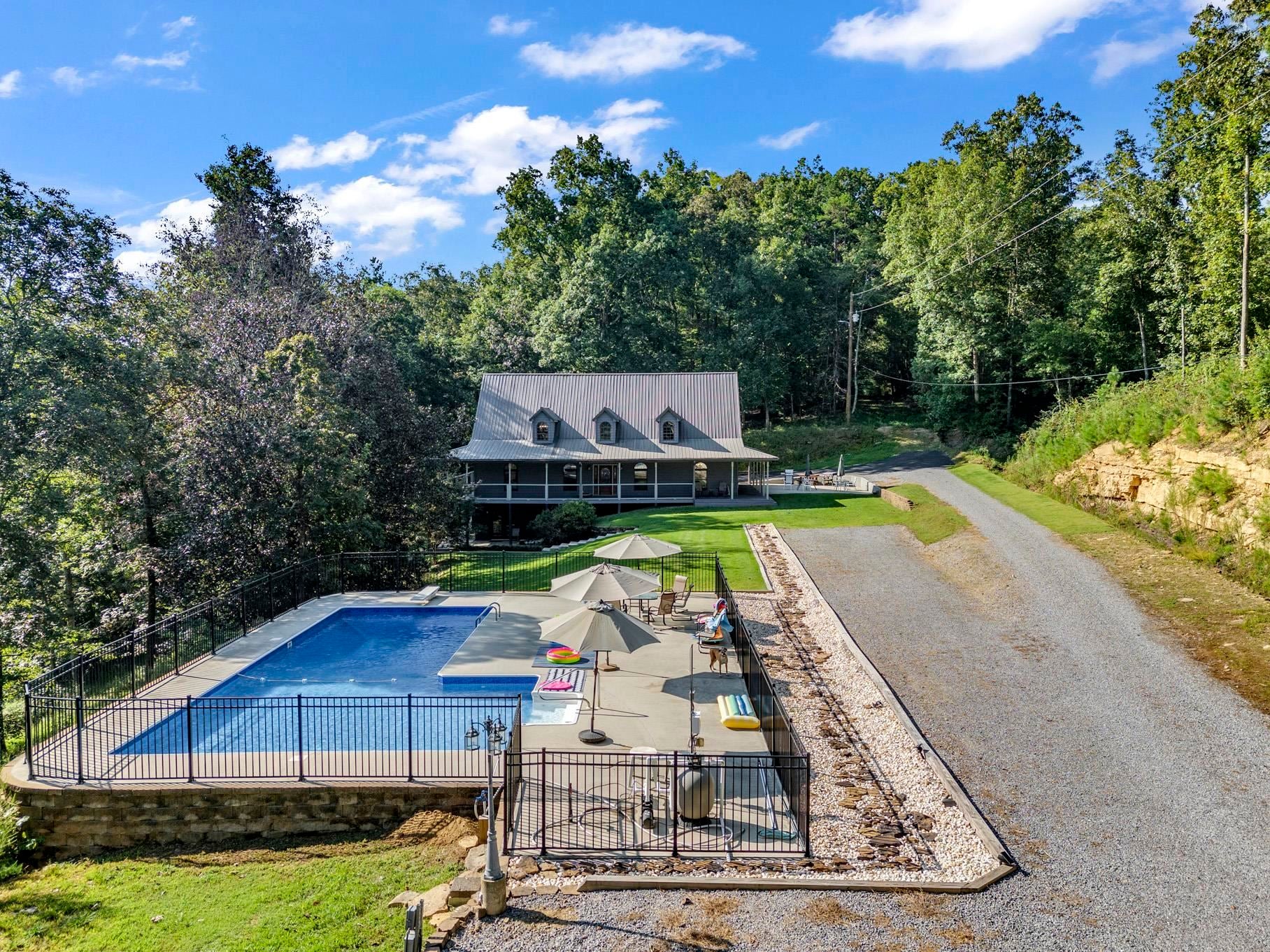 1688 US Hwy 278 E