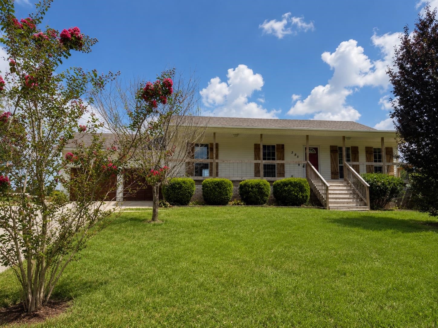 385 Co Rd 411