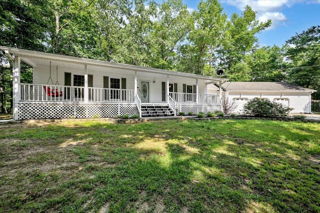Photo of 270 Co Rd 281, Cullman, AL 35057 (MLS # 529798)