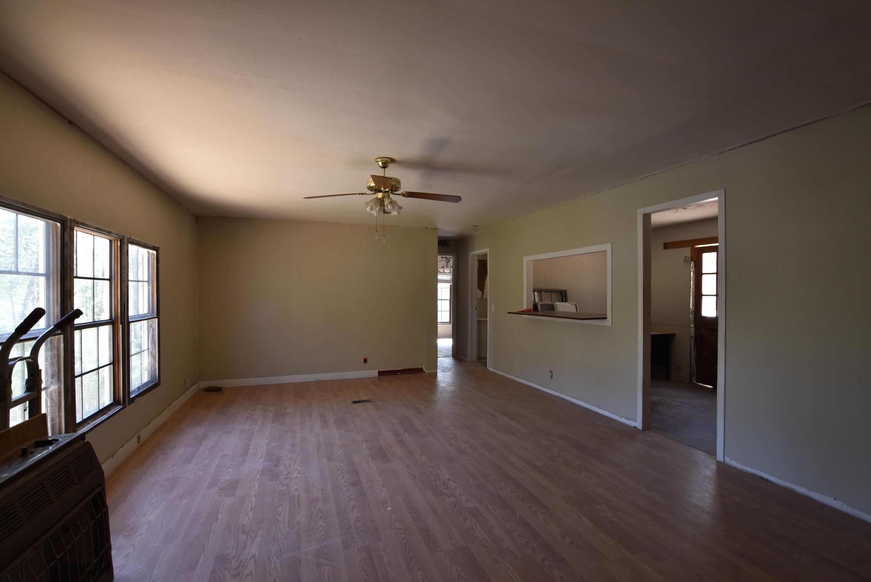 611 Co Rd 1568