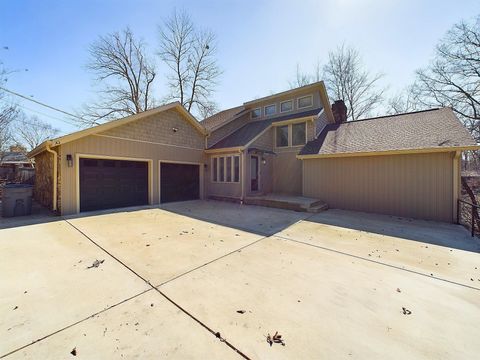 1794 Skypark Rd Florence AL 