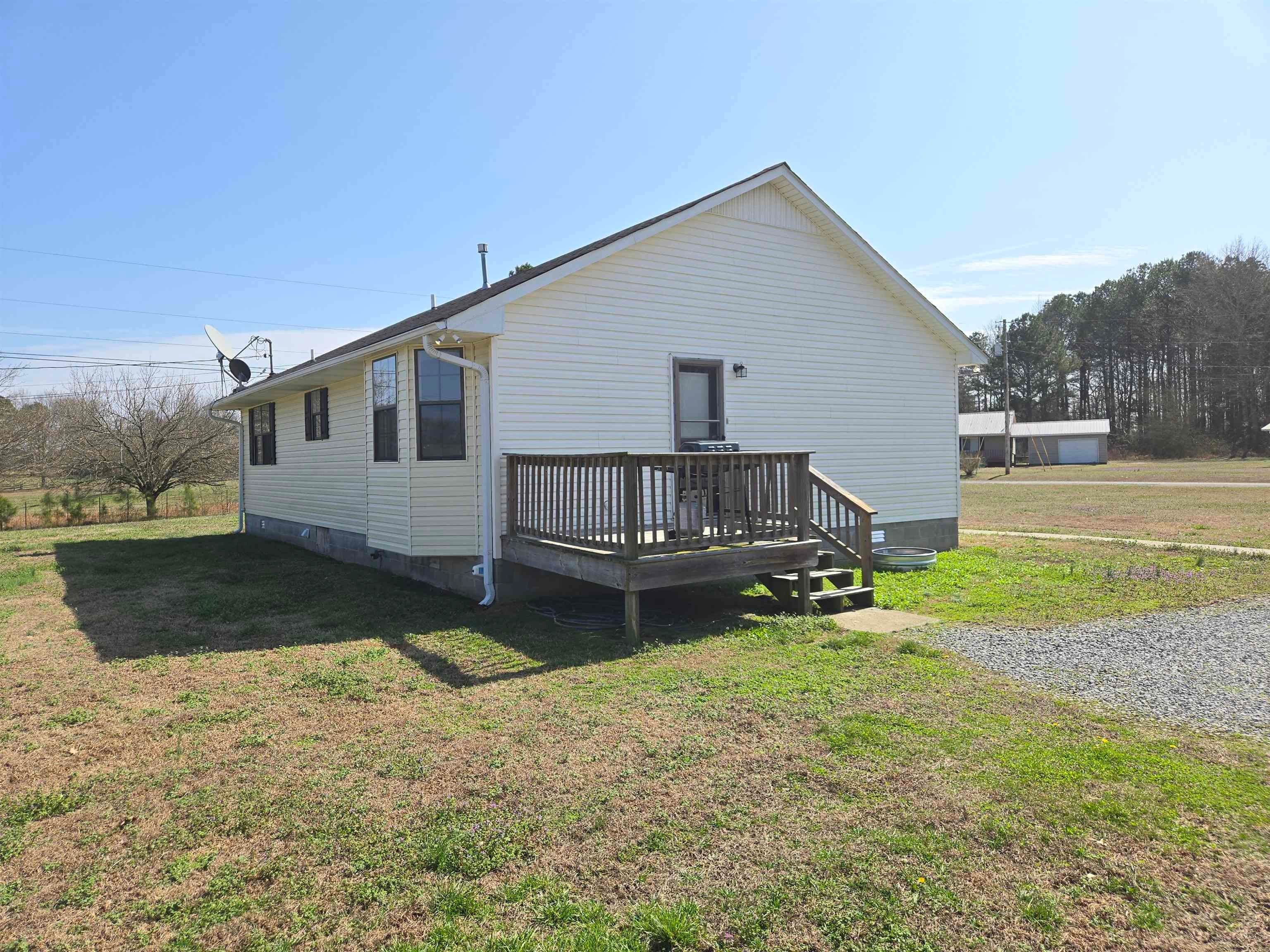 611 Co Rd 1535