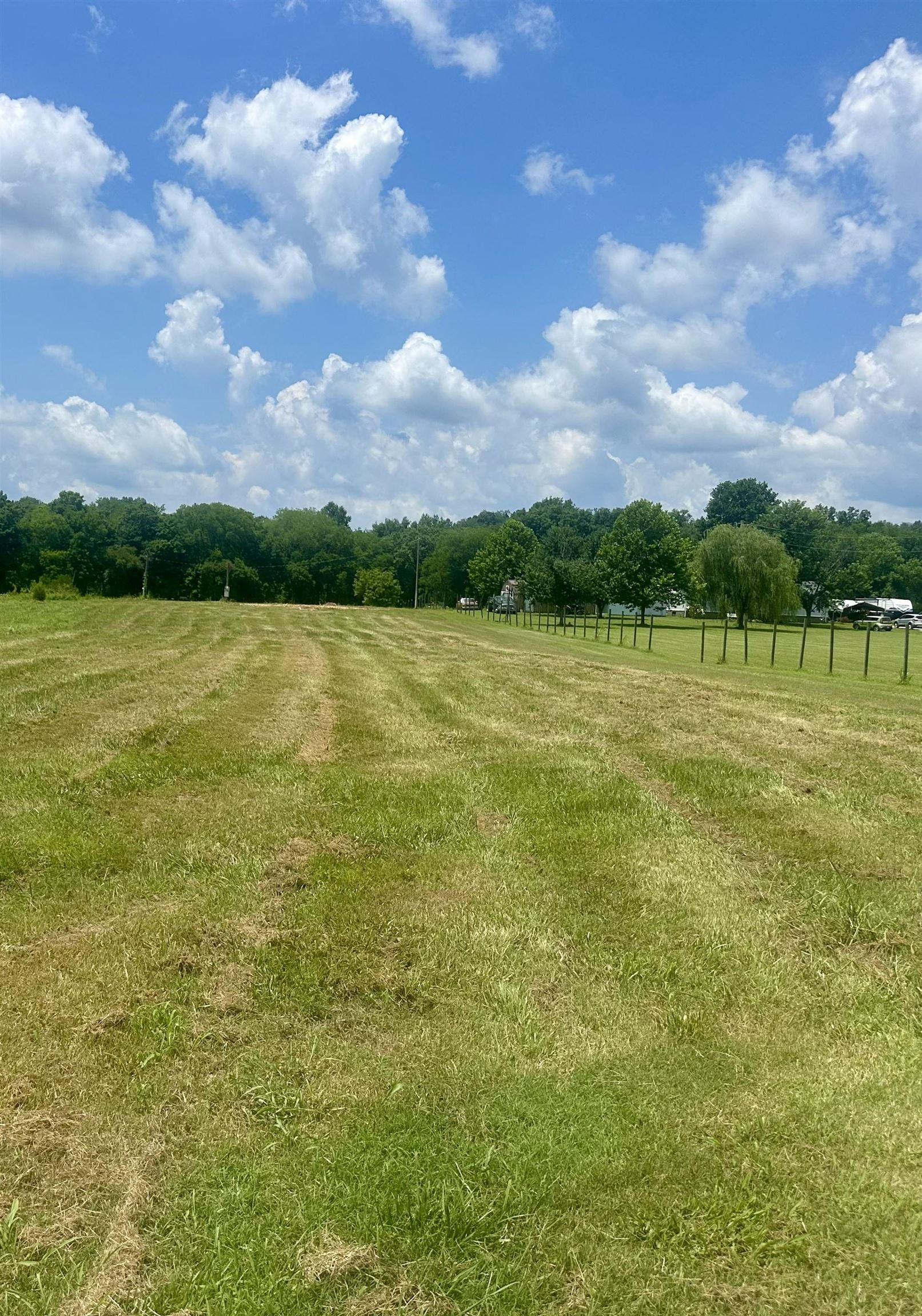 202 Garrett Rd - Photo 2
