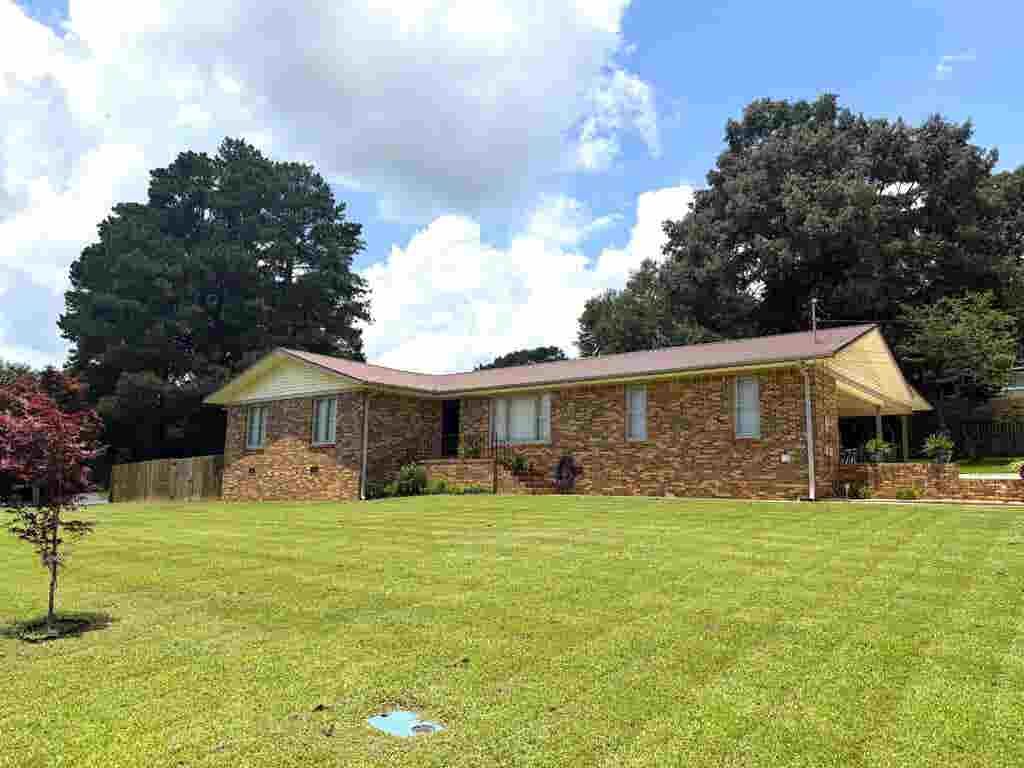 Photo of 212 Co Rd 488, Hanceville, AL 35077 (MLS # 530050)
