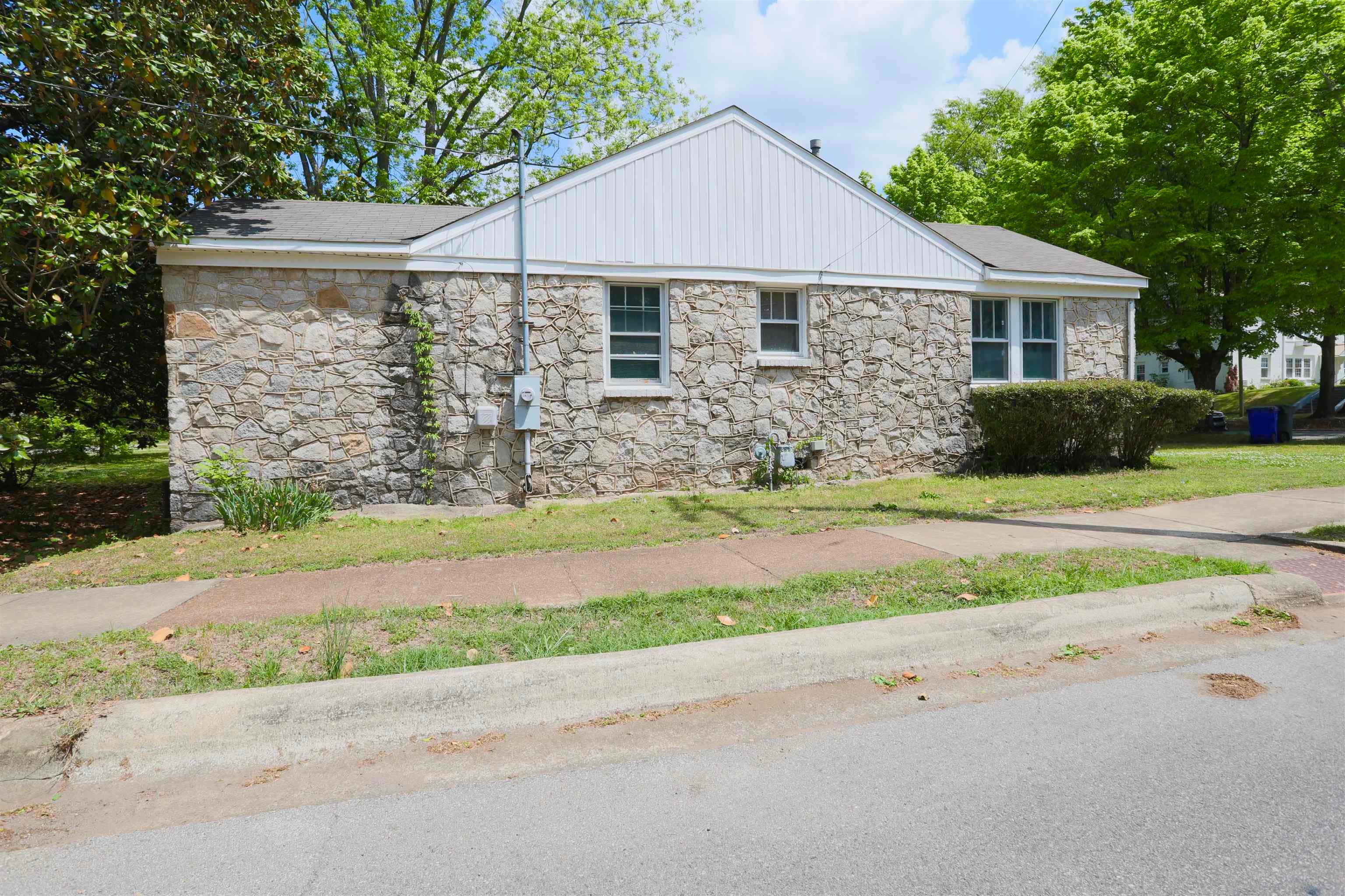 424 Tennessee St - Photo 4