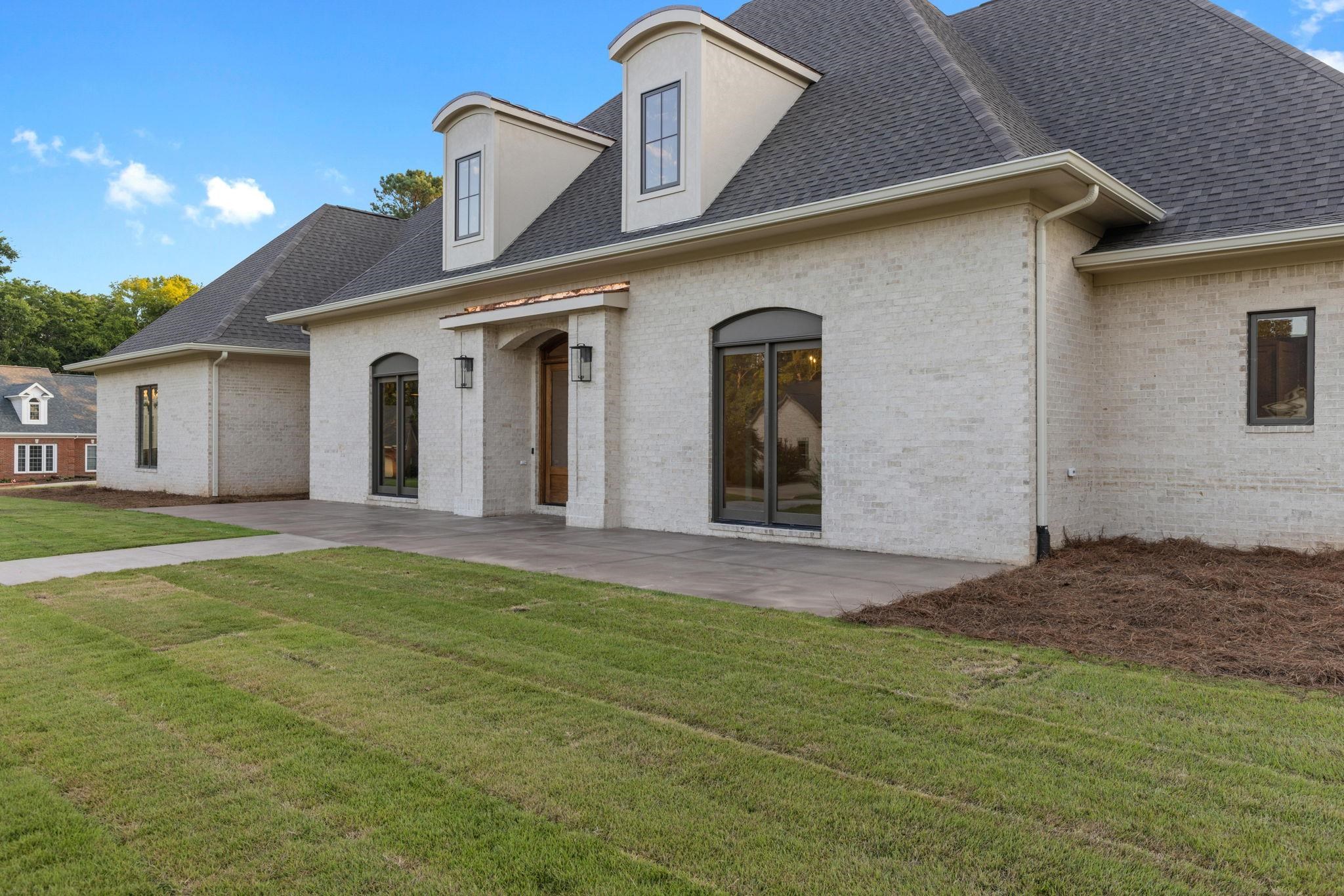 235 Indian Springs Dr