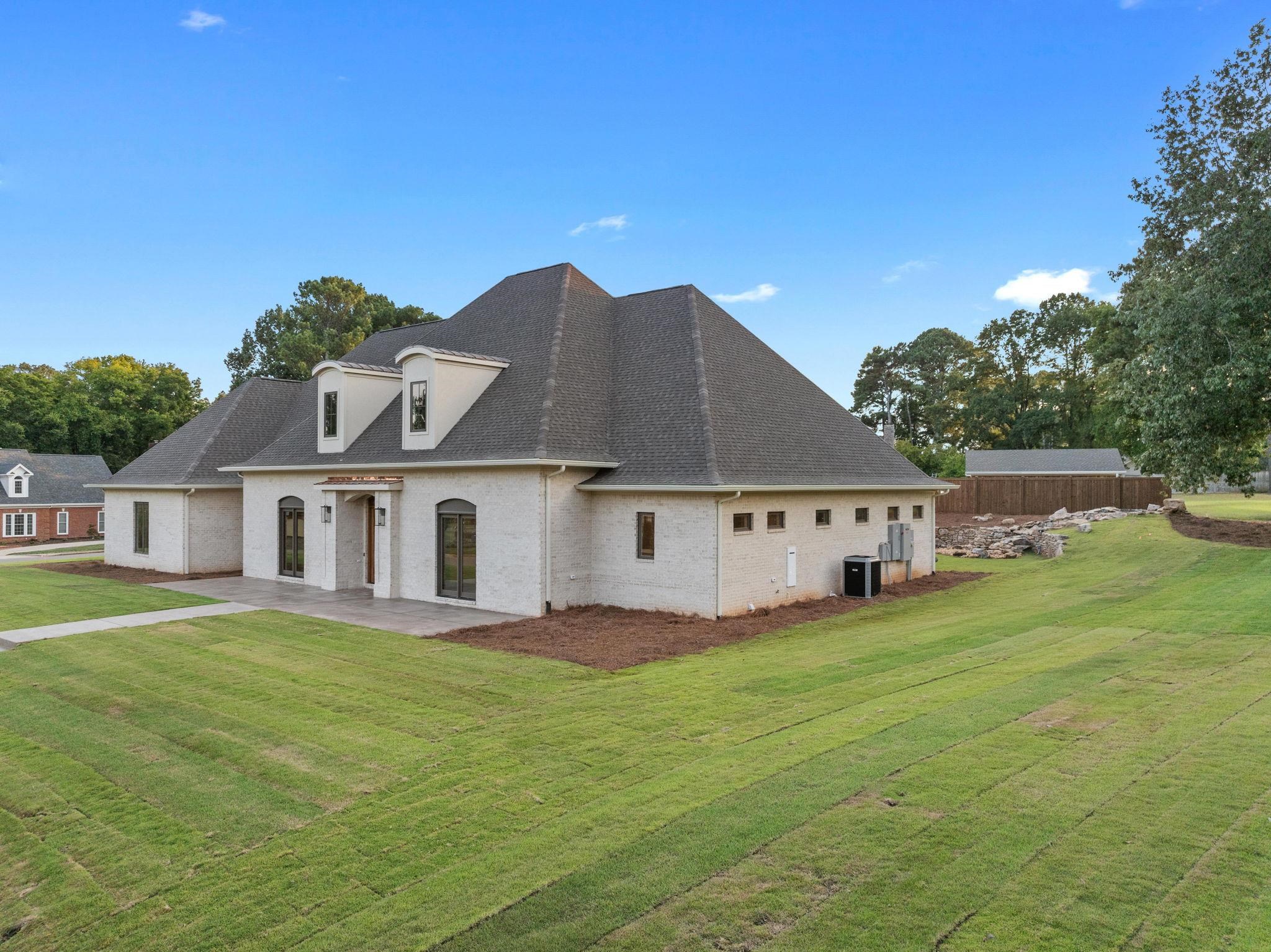 235 Indian Springs Dr