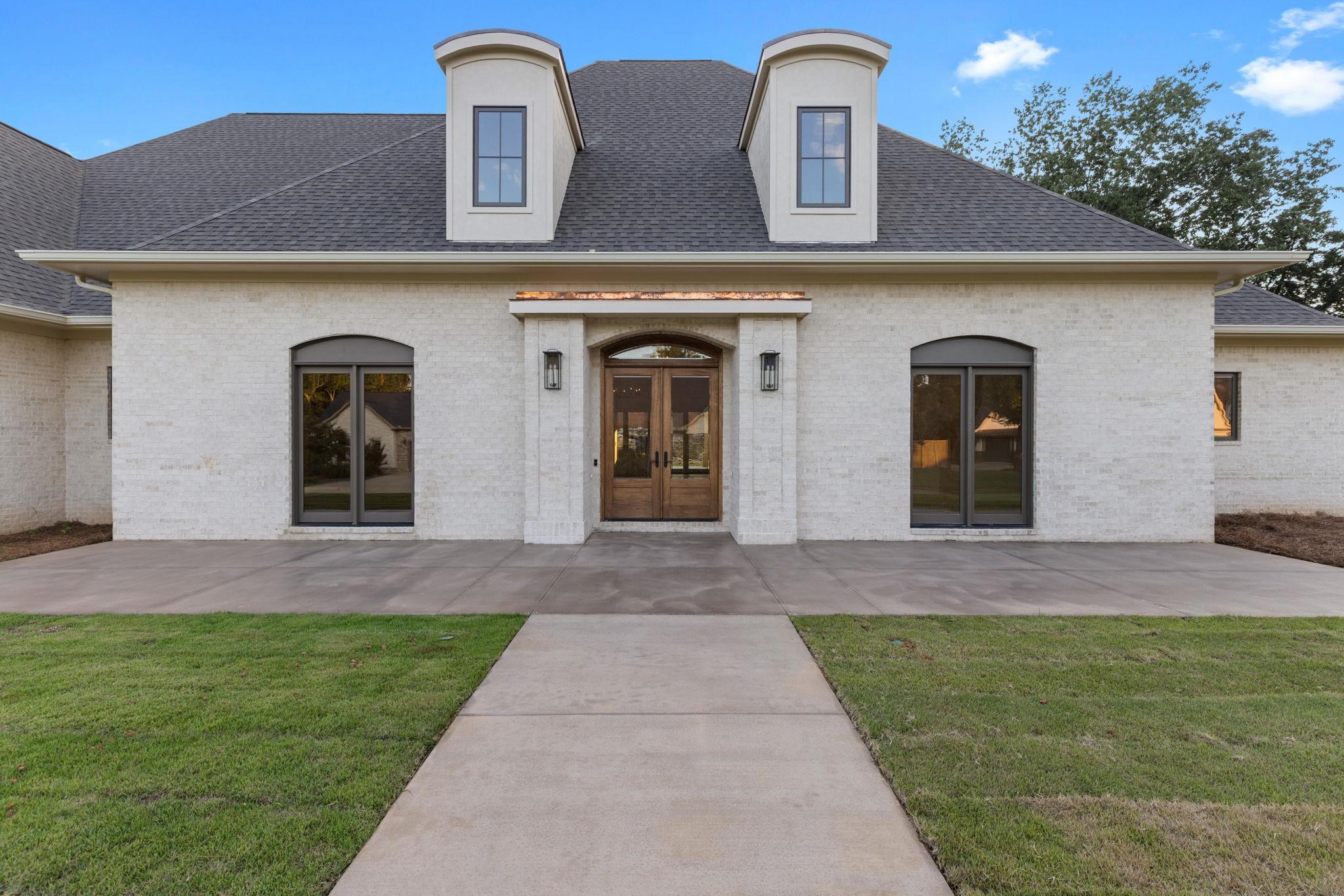 235 Indian Springs Dr