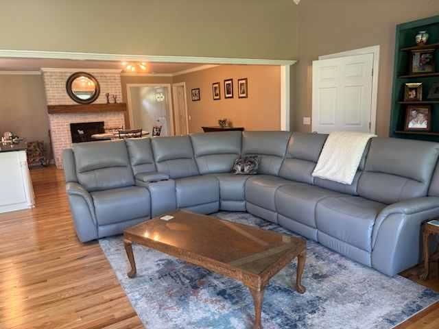 1407 NW Regalwood Cir