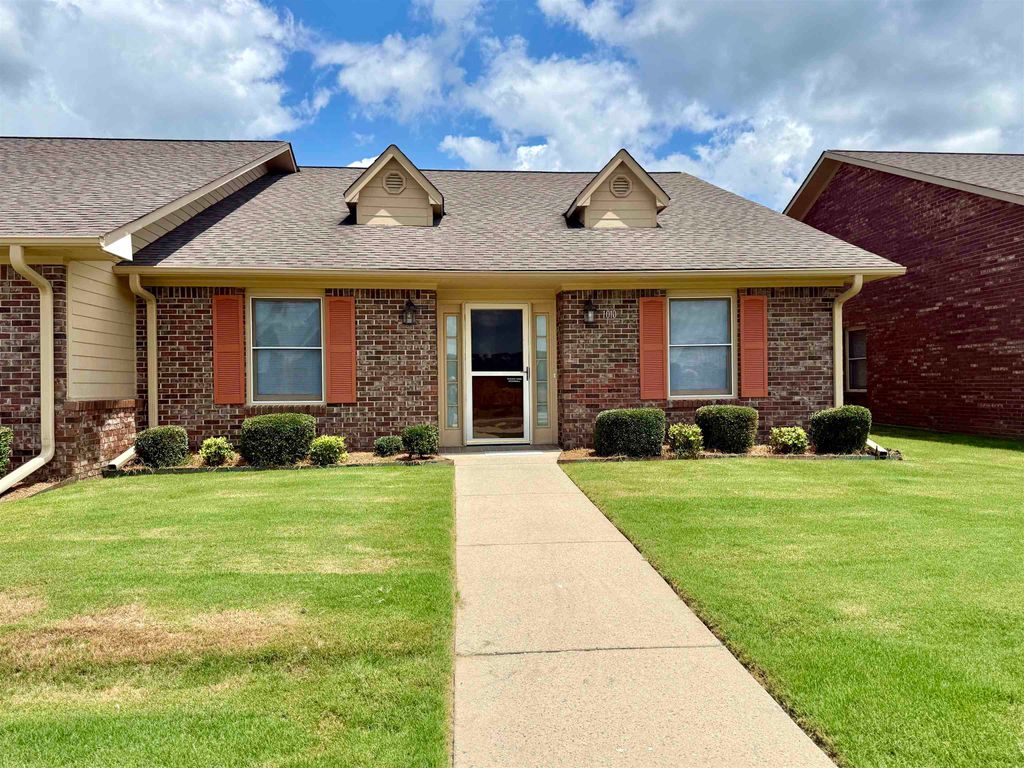 Photo of 1010 Section Line Rd NE, Hanceville, AL 35077 (MLS # 530232)