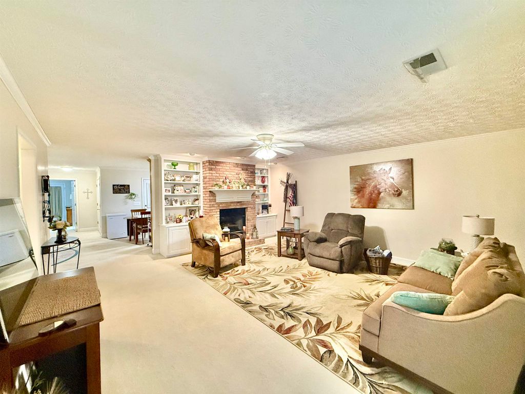 Photo of 1010 Section Line Rd NE, Hanceville, AL 35077 (MLS # 530232)