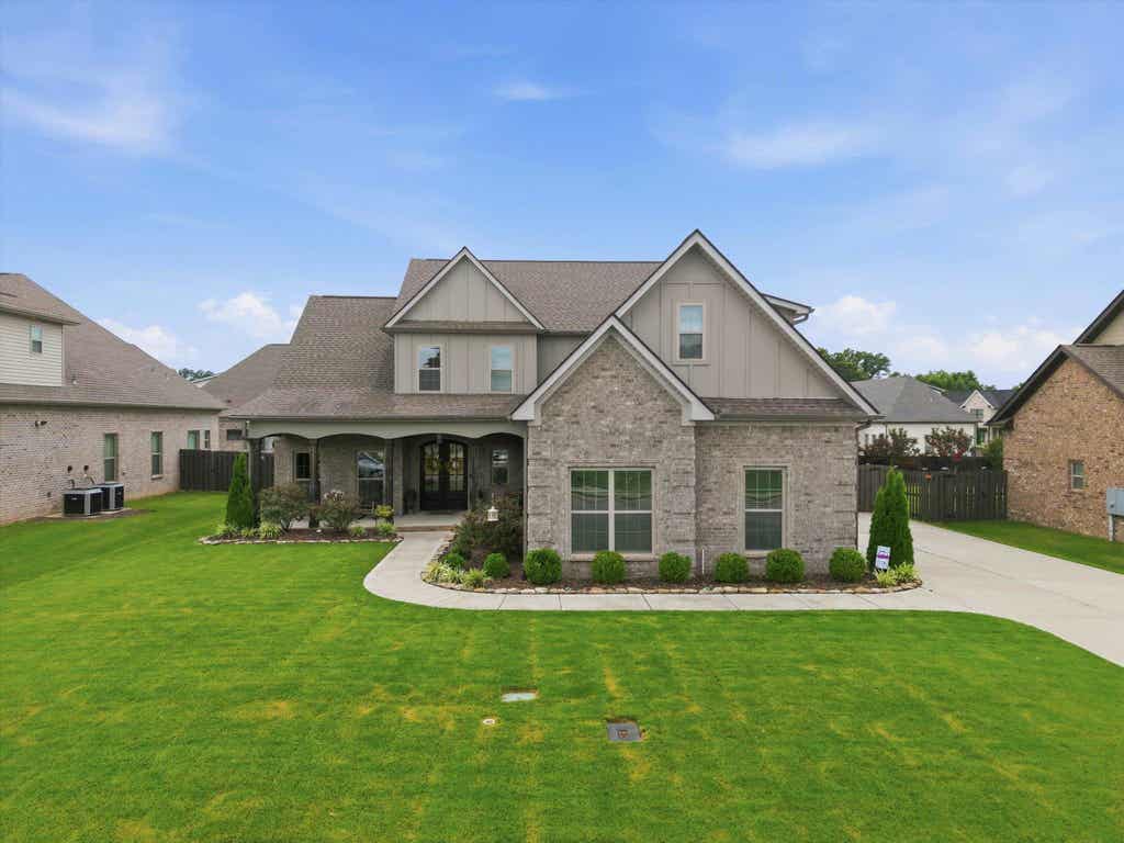Photo of 16789 Colton Ln, Athens, AL 35613 (MLS # 529661)
