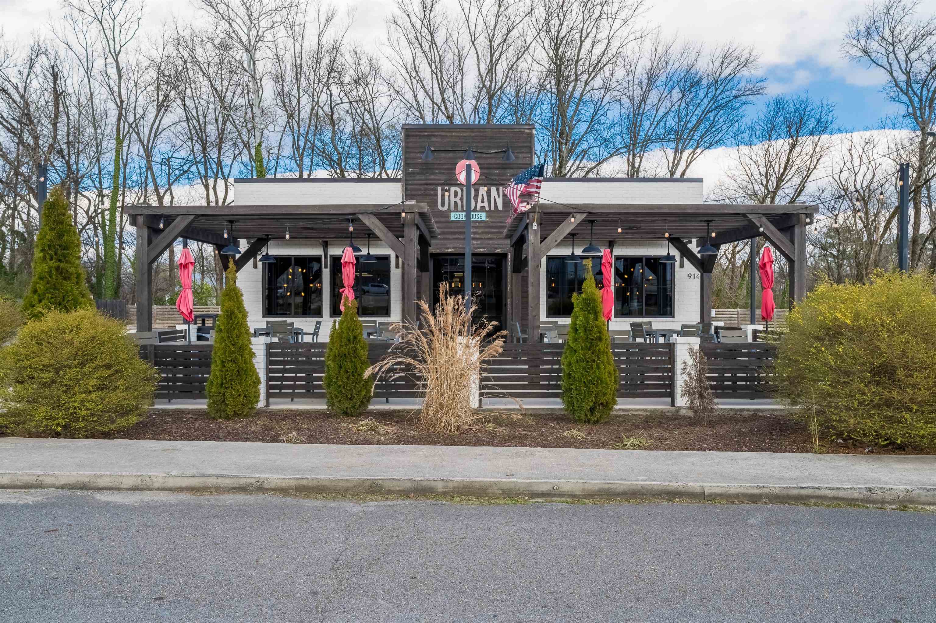 Photo 1 of 29 — 912 2nd Ave, Cullman, AL 35055