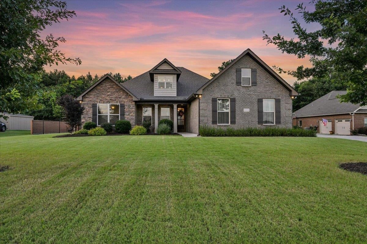 1111 Flatts Trce SW
