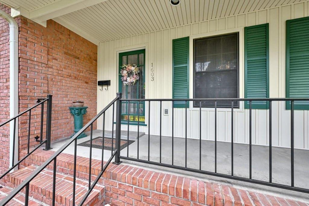 Photo of 1603 Catoma Dr NE, Cullman, AL 35055 (MLS # 530206)