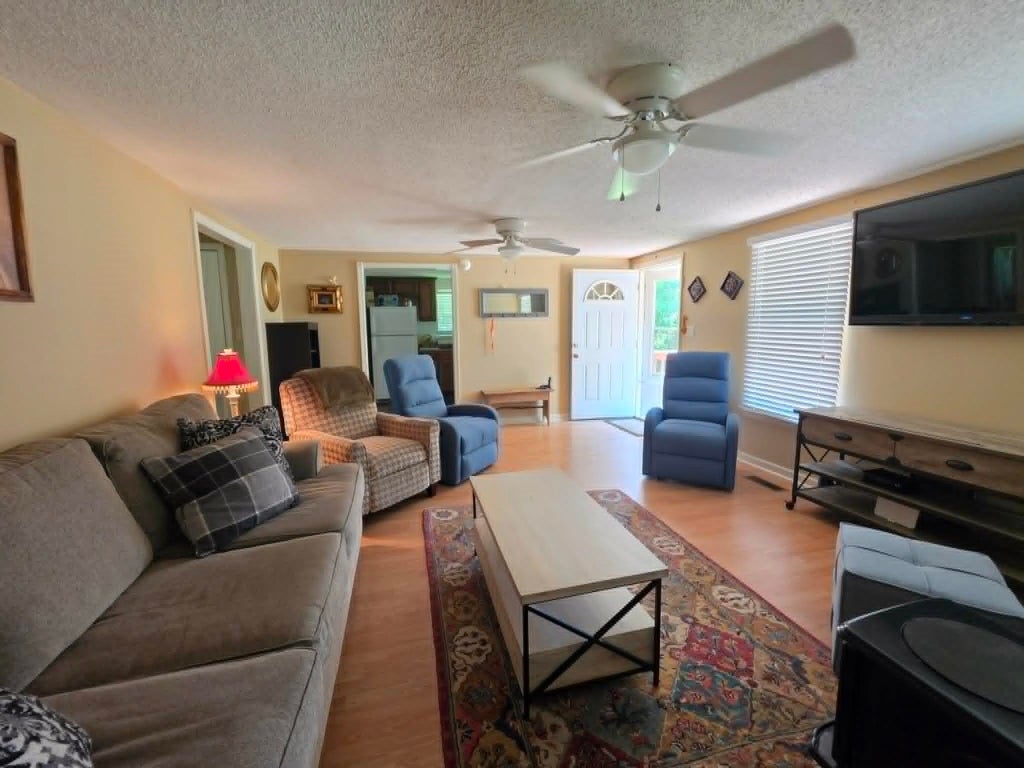 Photo of 28747 Alabama Hwy 91, Hanceville, AL 35077 (MLS # 529901)