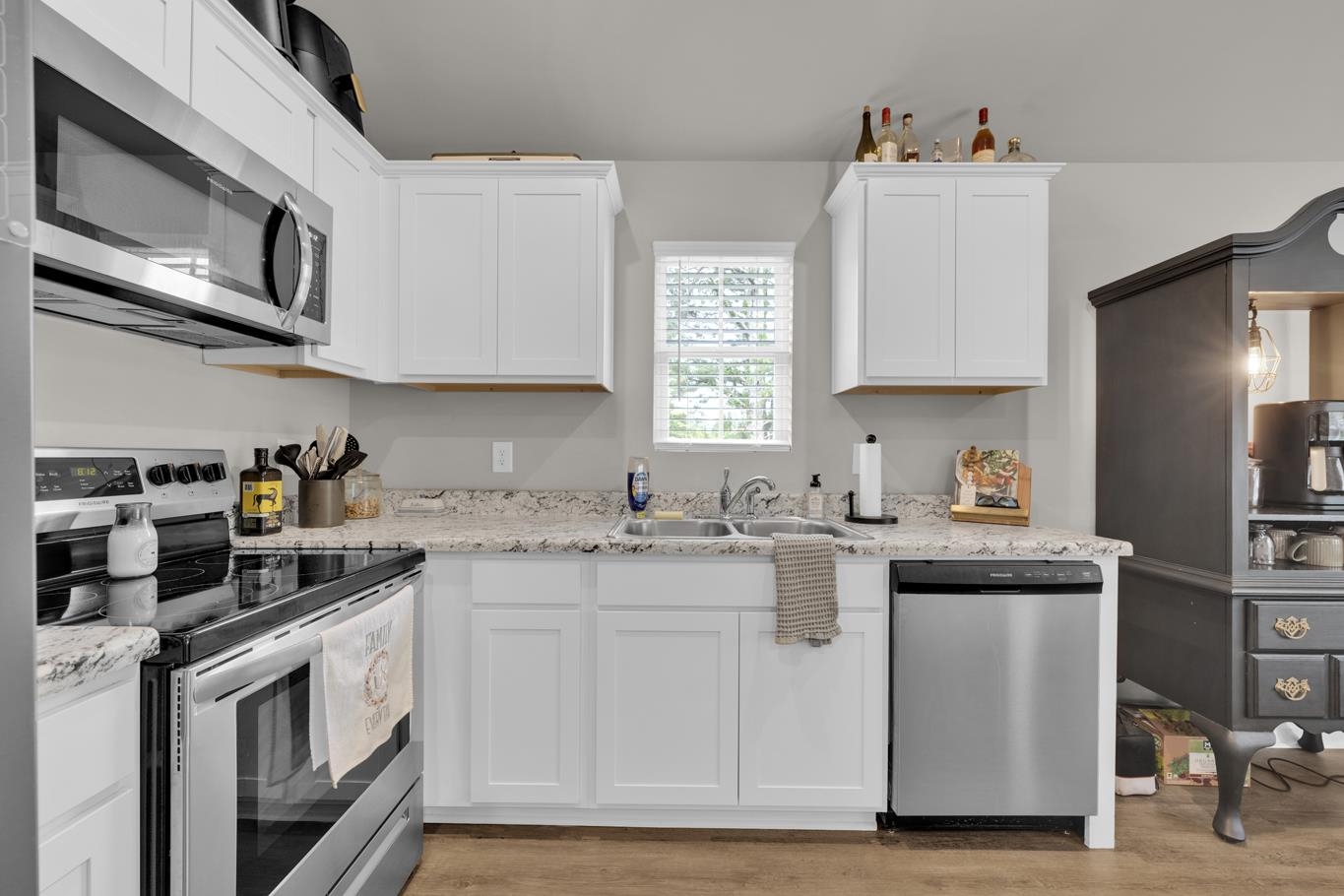 2087 Kilpatrick Ln NW