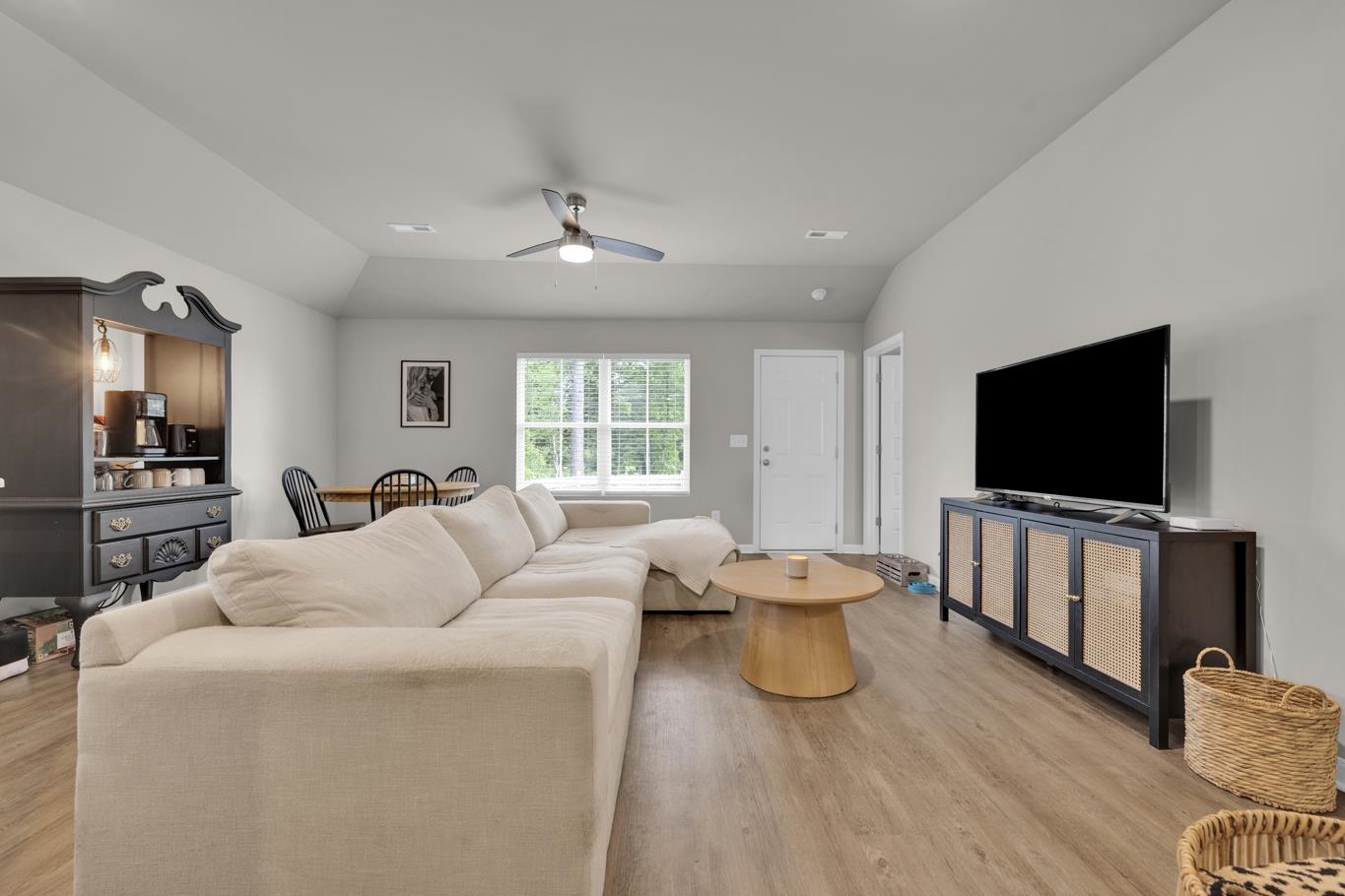 2087 Kilpatrick Ln NW