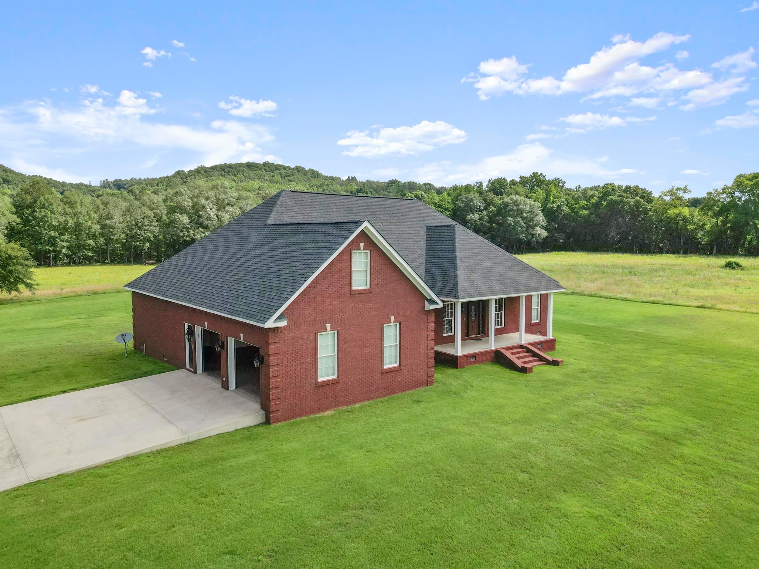 3305 Margerum Rd