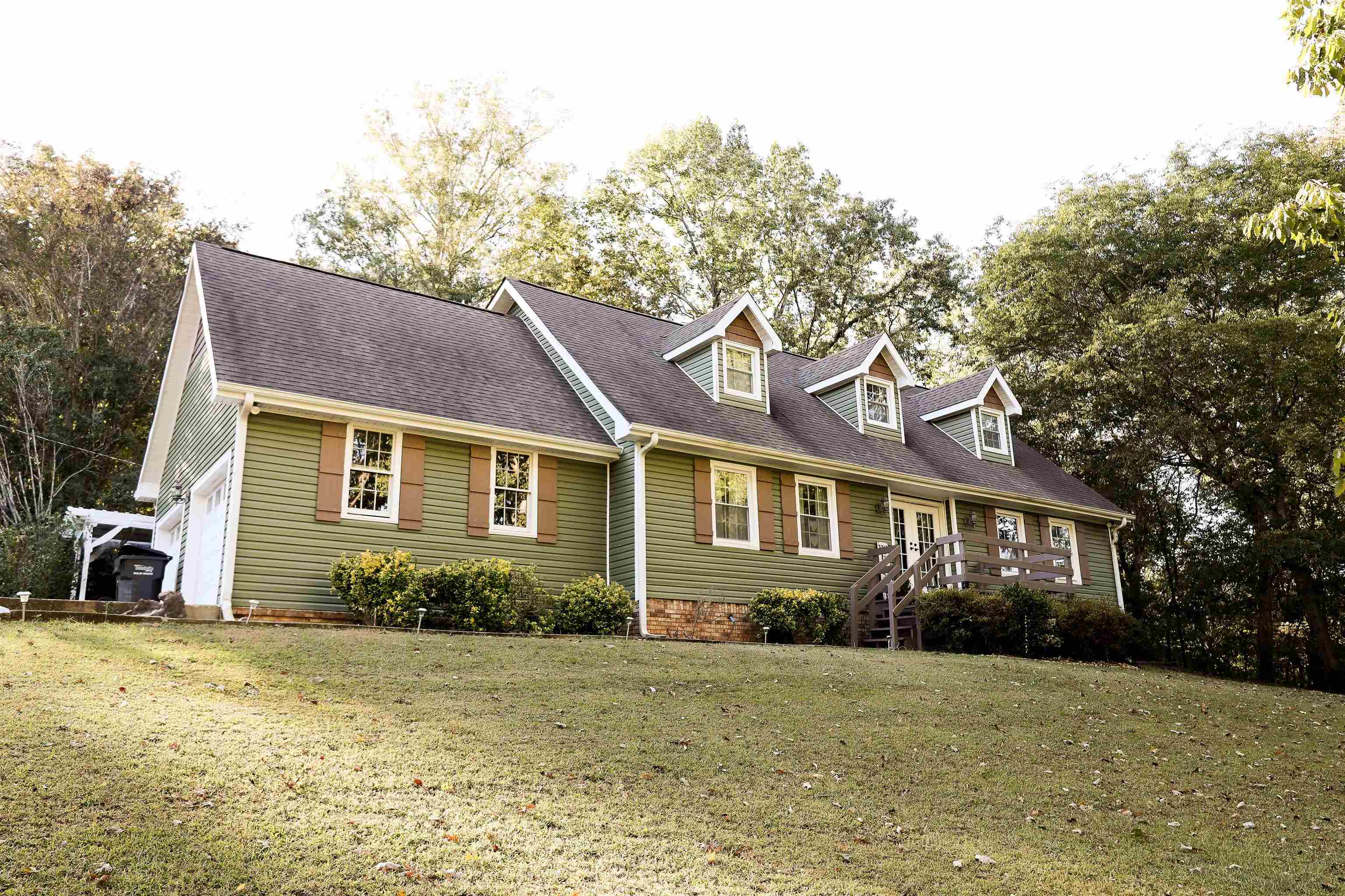 Photo 1 of 60 — 164 Mountain Top Rd, Russellville, AL 35654