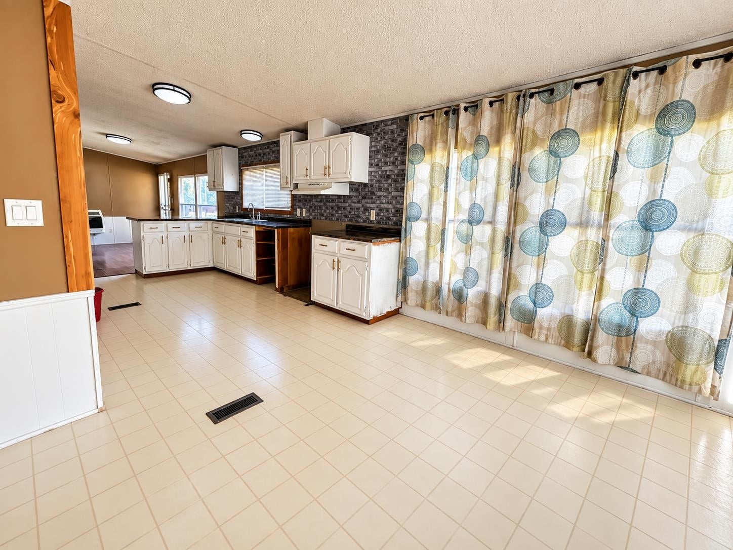 566 Co Rd 961