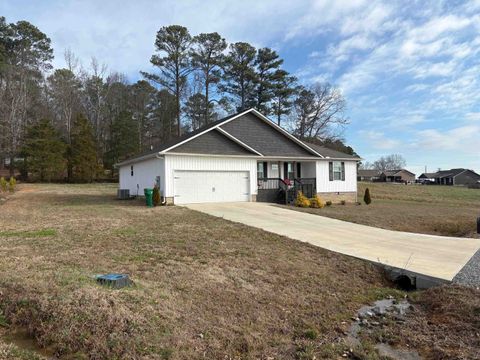 215 Co Rd 1586 Vinemont AL 35179