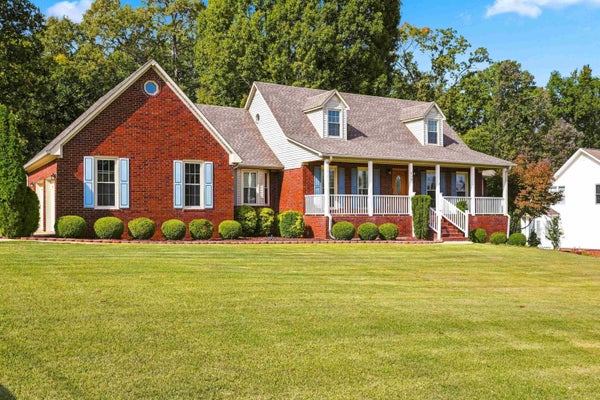410 RIDGECLIFF DR, FLORENCE, AL 35634 - Image c7eb4fefcc5d9d7220707fbcebd1d9ad/1500744686