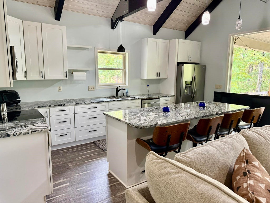 Photo of 30 MacKay Rd, Russellville, AL 35653 (MLS # 531379)