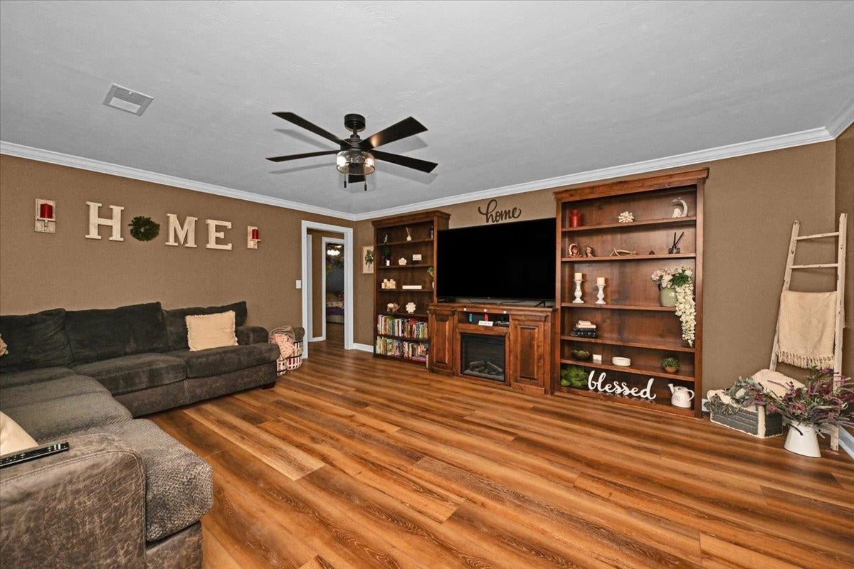 601 Nanceford Rd SW