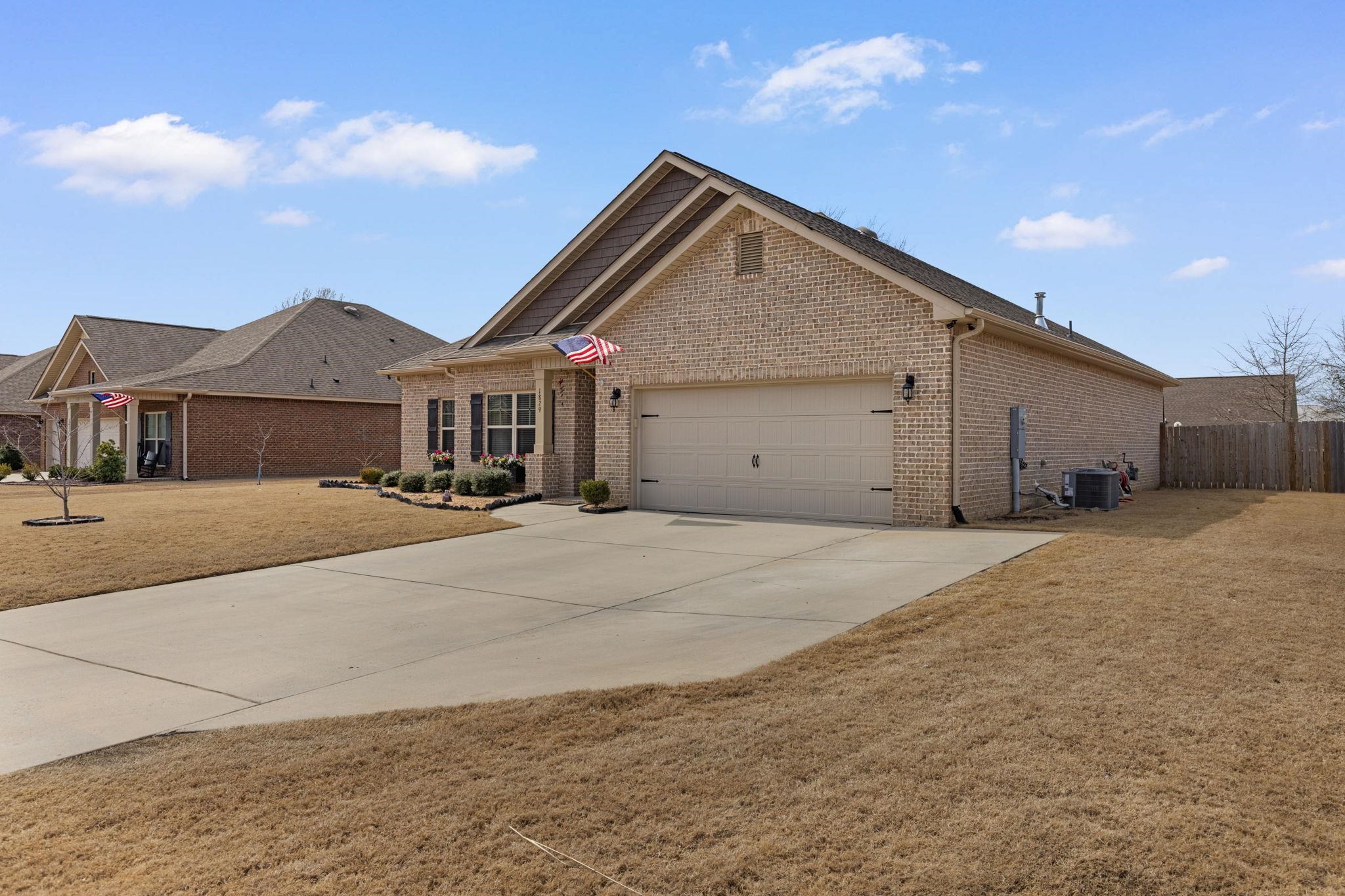 1829 Oak Meadow Dr