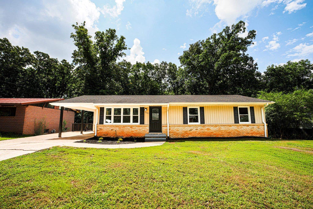 Photo of 1307 Cypress Mill Rd, Florence, AL 35630 (MLS # 529869)