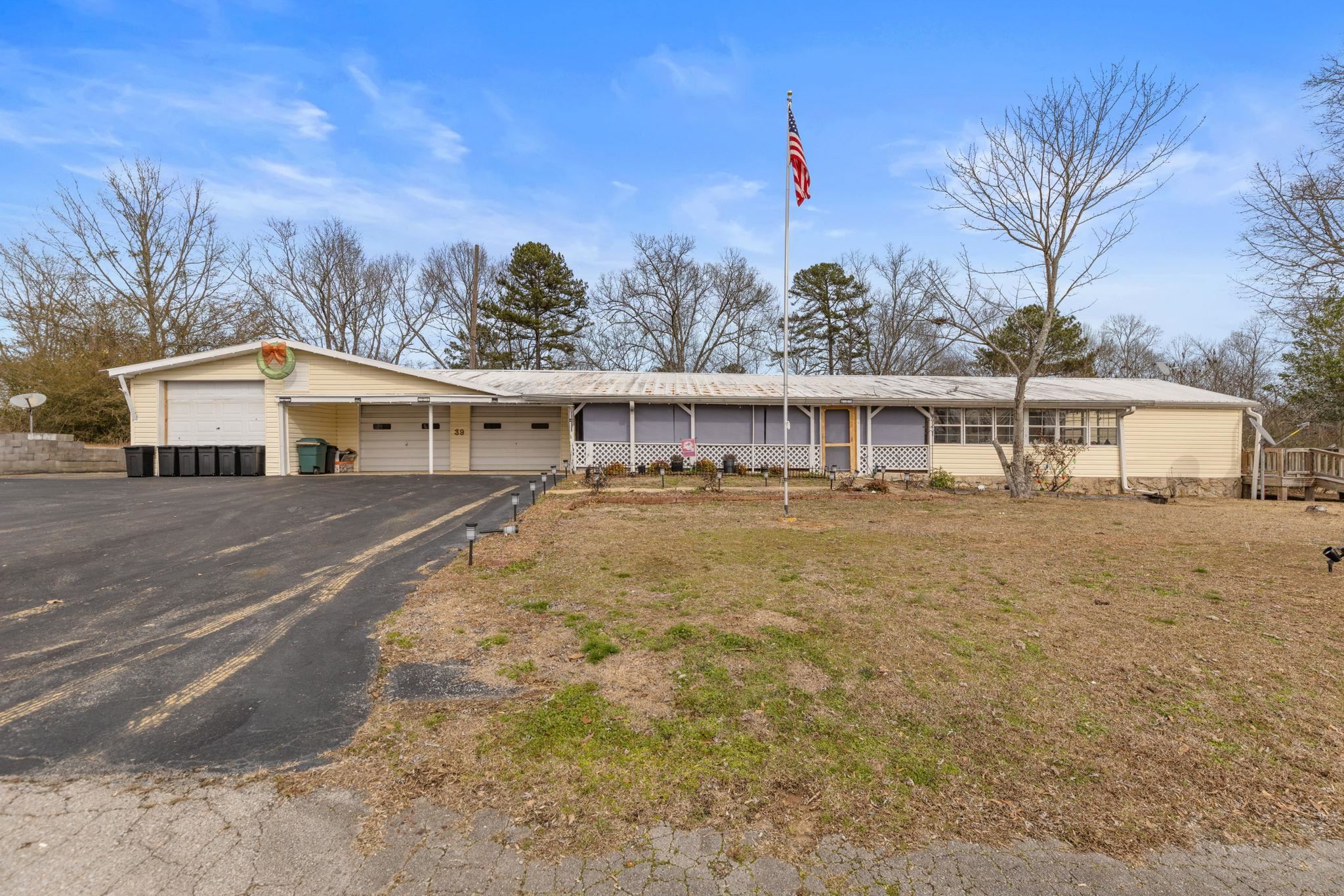 Photo 1 of 34 — 39 Hunter Dr, Double Springs, AL 35553
