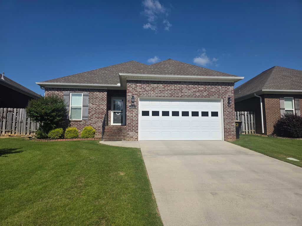 Photo of 2920 Phelan Cir, Hanceville, AL 35077 (MLS # 529775)
