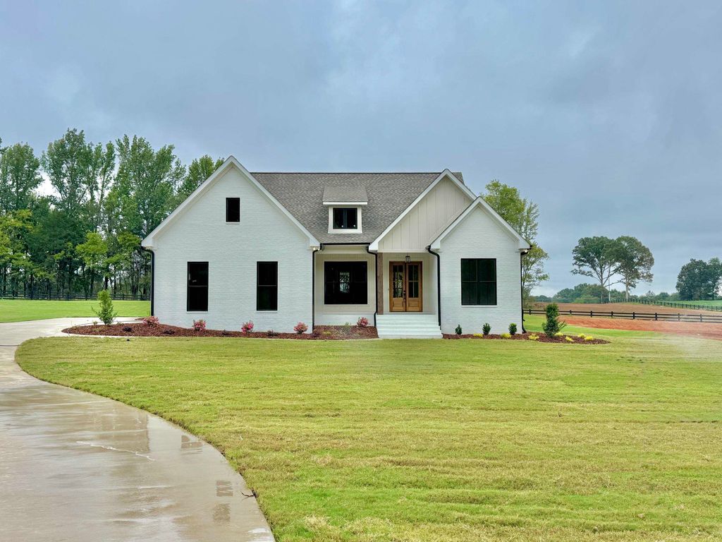 Photo of 3808 Co Rd 61, Florence, AL 35634 (MLS # 530090)