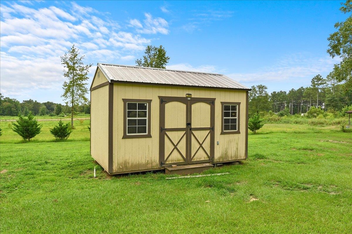 627 Fairview Rd