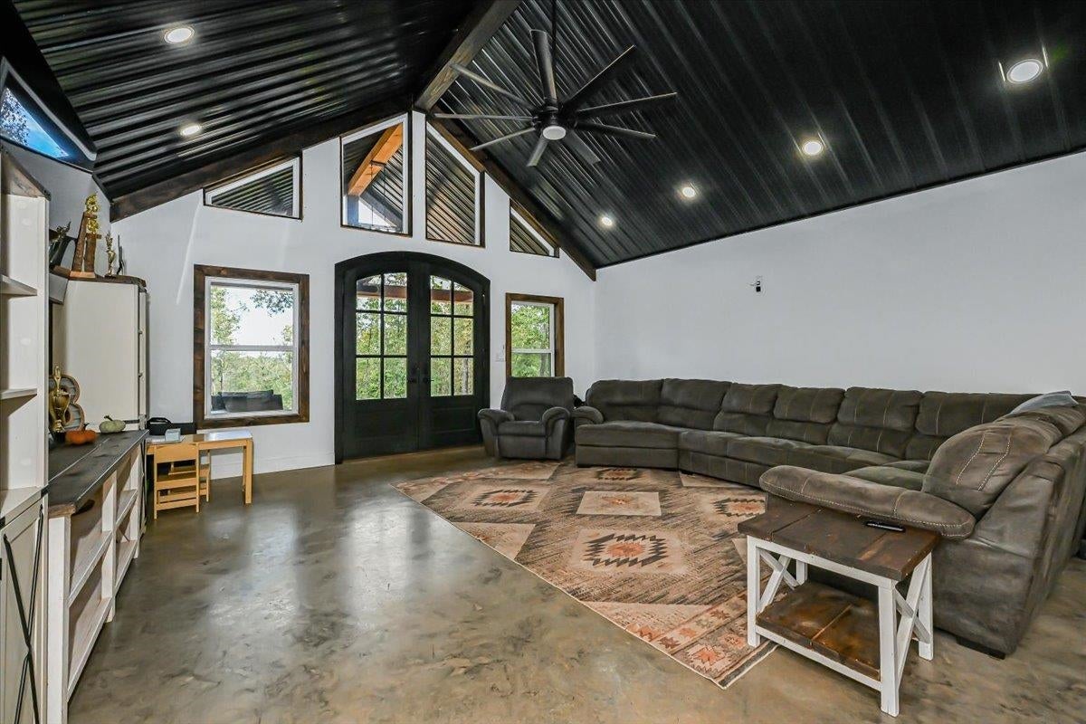 3415 Co Rd 616